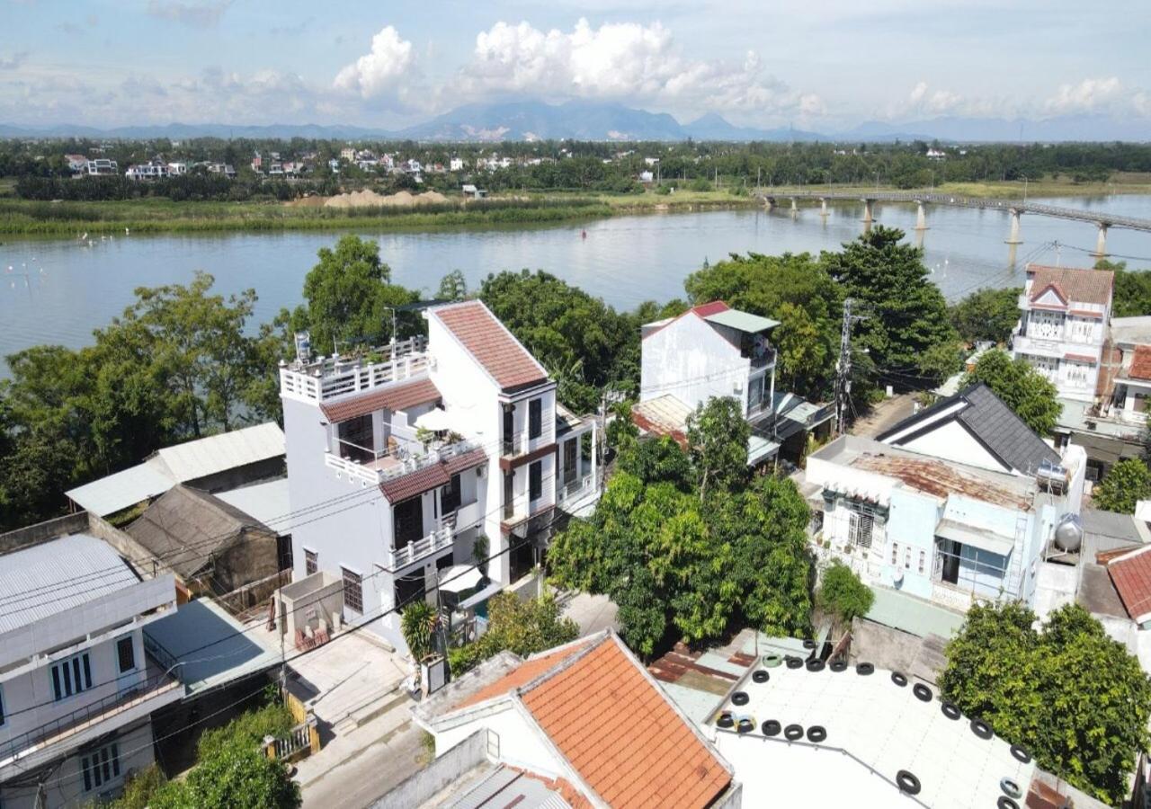 Riverlife Homestay Хойан Экстерьер фото