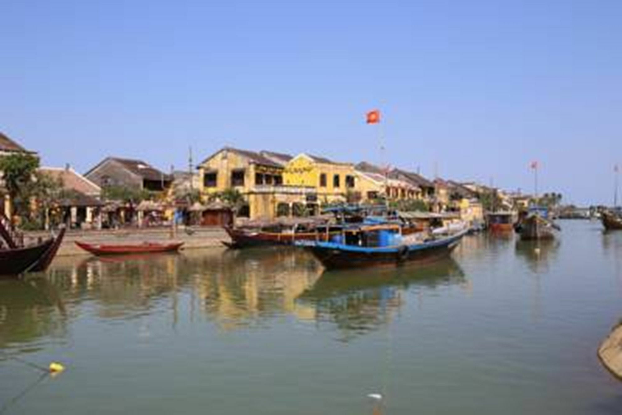 Riverlife Homestay Хойан Экстерьер фото